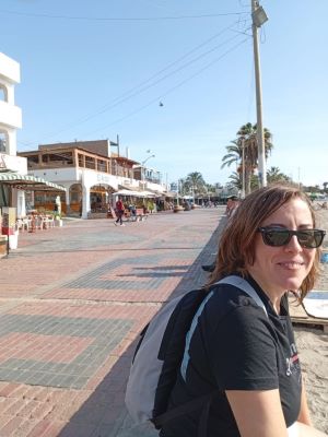 Foto mía en el paseo marítimo de El Chaco, Paracas.