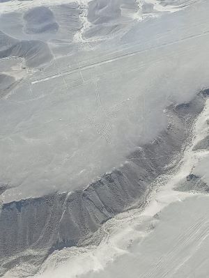 Foto aérea de las líneas de Nazca.